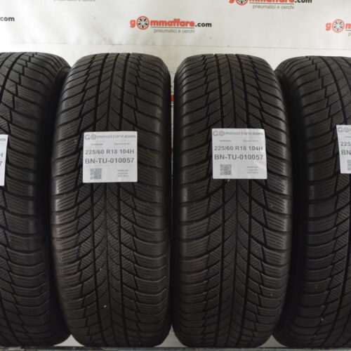 Bridgestone - Blizzak LM 001 Invernali 225/60 R18 104H