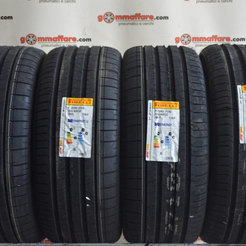 Pirelli - P Zero PZ4 MO Estivi 285/40 R22 106Y