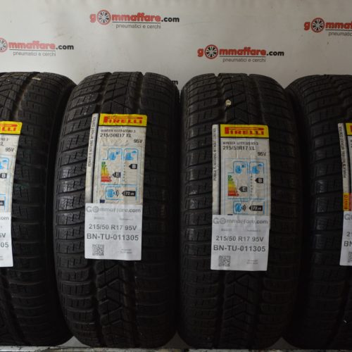 Pirelli - Sottozero 3 Invernali 215/50 R17 95V