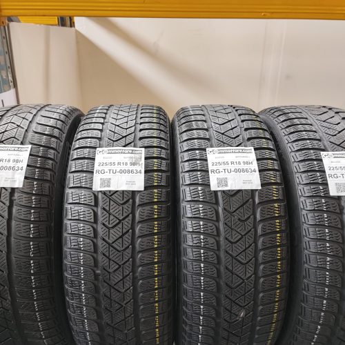 Pirelli - SOTTOZERO 3 Invernali 225/55 R18 98H