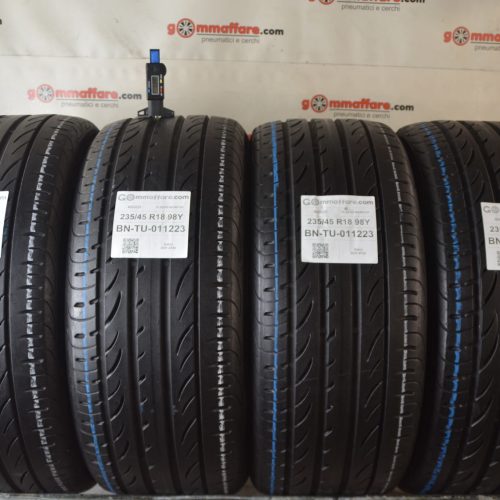 Pirelli - P ZERO NERO GT Estivi 235/45 R18 98Y