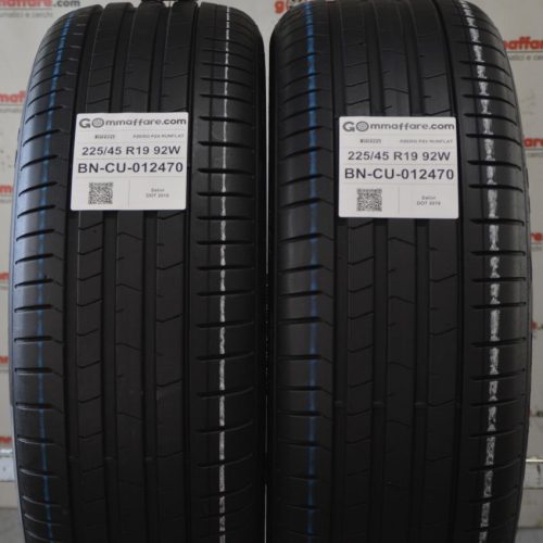 Pirelli - PZERO PZ4 RUNFLAT Estivi 225/45 R19 92W