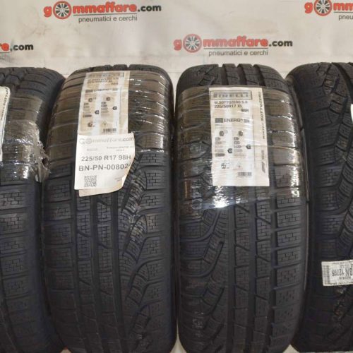 Pirelli - Sottozero WINTER 210 serie II Invernali 225/50 R17 98H