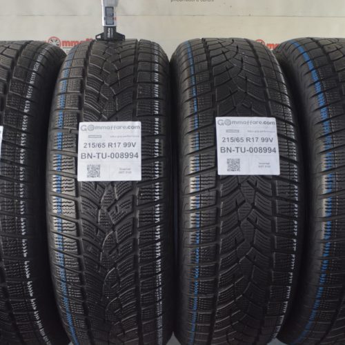 Goodyear - Ultra grip performance Invernali 215/65 R17 99V