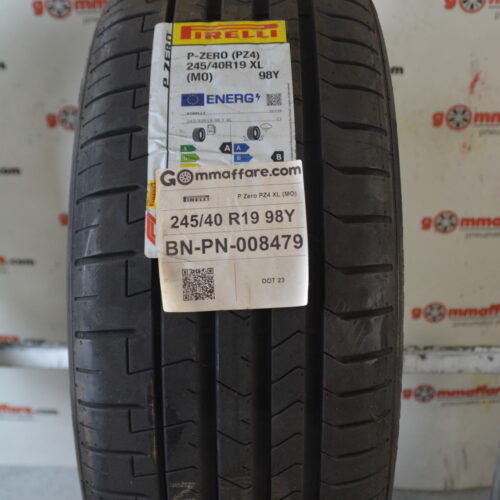 Pirelli - P Zero PZ4 XL  (MO) Estivi 245/40 R19 98Y