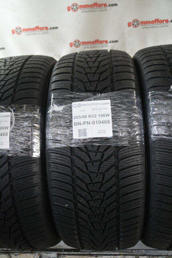 WINTER ICEPT EVO 3 X Invernali 265/40 R22 106W - immagine 2