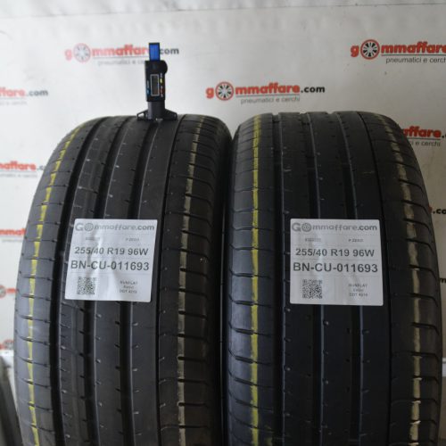 Pirelli - P ZERO Estivi 255/40 R19 96W