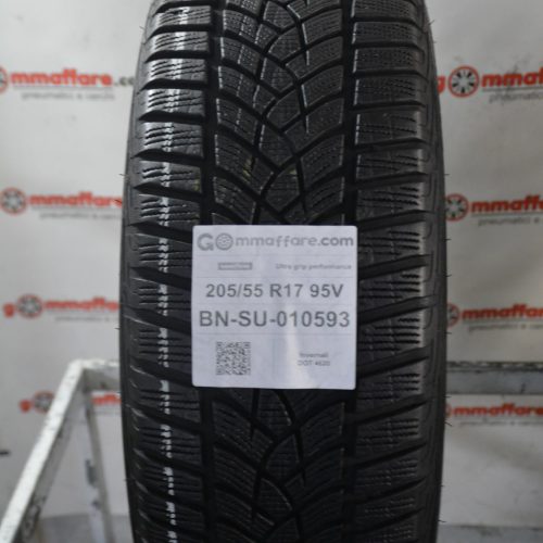 Goodyear - Ultra grip performance Invernali 205/55 R17 95V