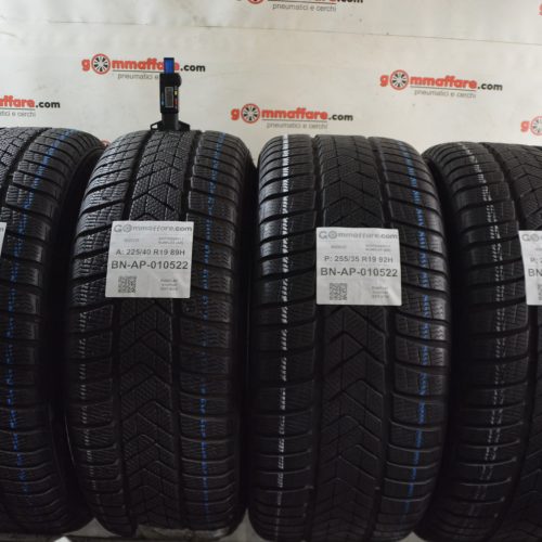 Pirelli - SOTTOZERO 3 RUNFLAT (AR) Invernali 225/40 R19 89H