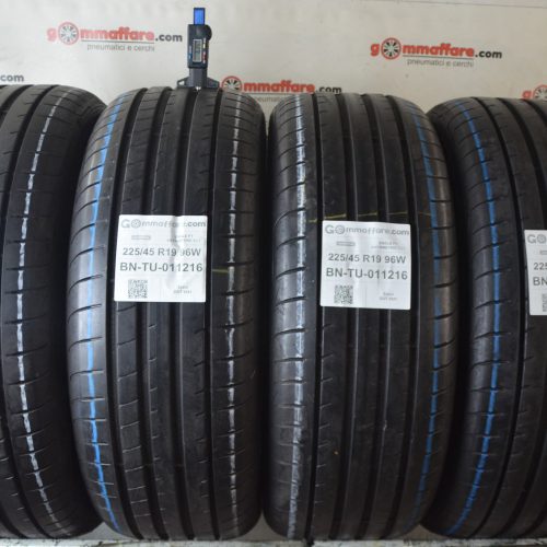 Goodyear - EAGLE F1 ASYMMETRIC 3 (*) Estivi 225/45 R19 96W