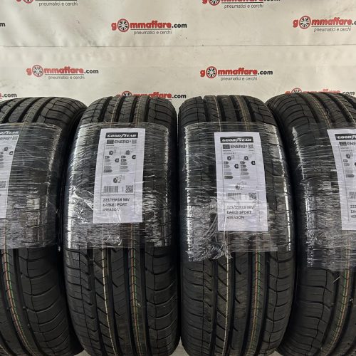 Goodyear - EAGLE SPORT 4SEASON 4 Stagioni 225/55 R18 98V