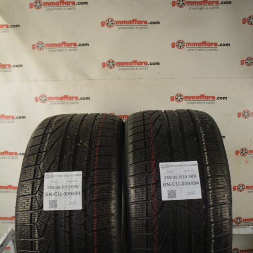 Pirelli - WINTER 240 (AR) Invernali 285/30 R19 98V