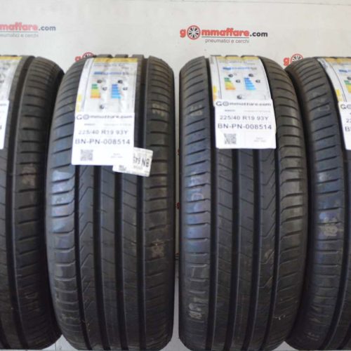 Pirelli - Cinturato P7 (PTC2) XL Estivi 225/40 R19 93Y