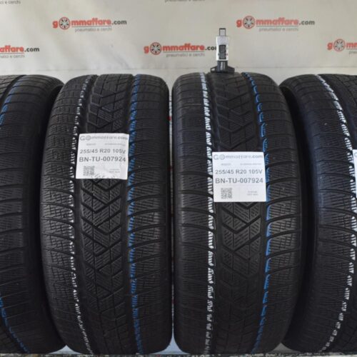 Pirelli - SCORPION WINTER Invernali 255/45 R20 101V