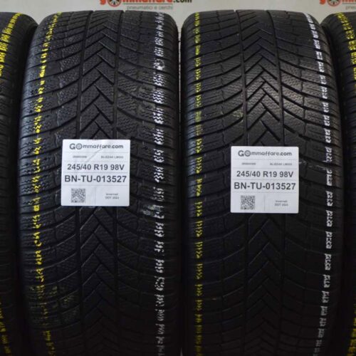 Bridgestone - BLIZZAK LM005 Invernali 245/40 R19 98V