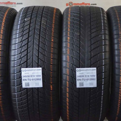 Bridgestone - BLIZZAK LM 001 * rft Invernali 245/50 R19 105V