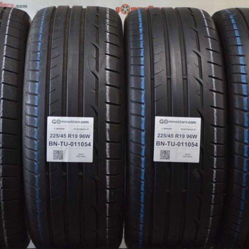 Dunlop - SPORTMAXX RT Estivi 225/45 R19 96W