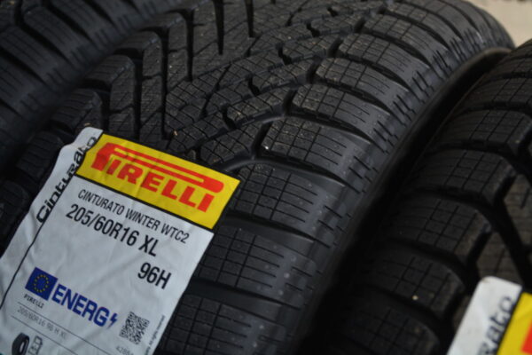 CINTURATO WINTER 2 XL Invernali 205/60 R16 96H - immagine 3