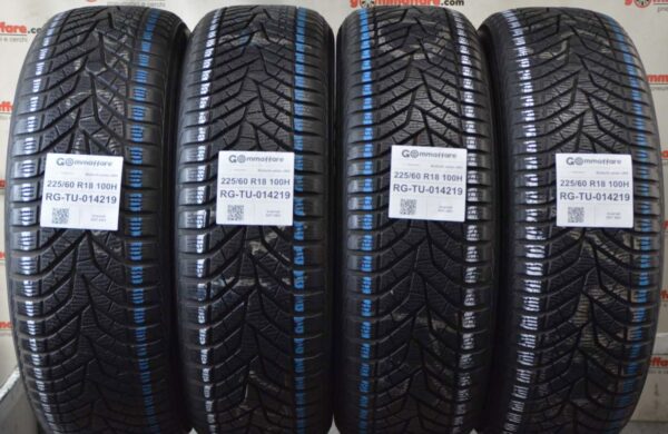 Yokohama BluEarth winter v905 Invernali 225/60 R18 100H