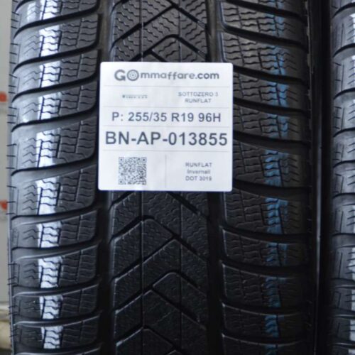 Pirelli - Pirelli SOTTOZERO 3 RUNFLAT Invernali 225/40 R19 89H