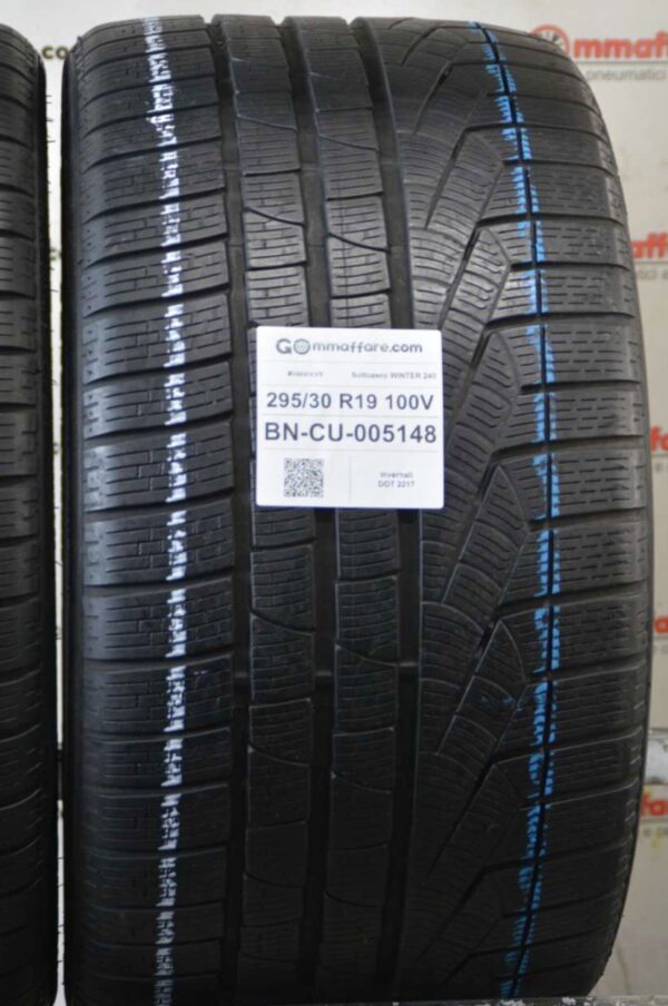 Pirelli Sottozero WINTER 240 Invernali 295/30 R19 100V - immagine 3