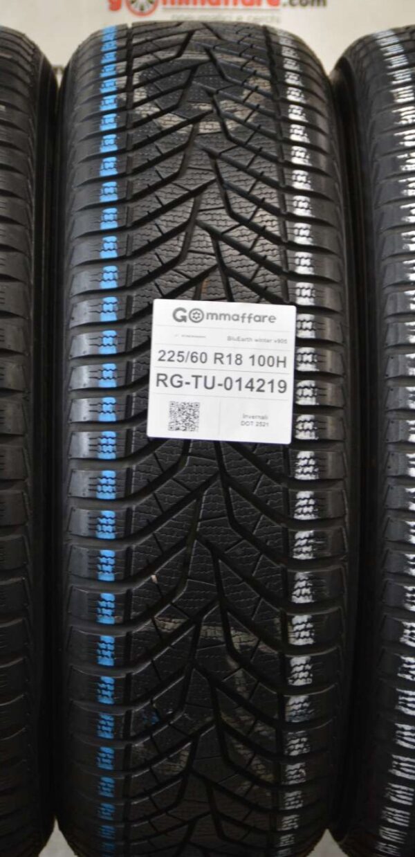 Yokohama BluEarth winter v905 Invernali 225/60 R18 100H - immagine 4