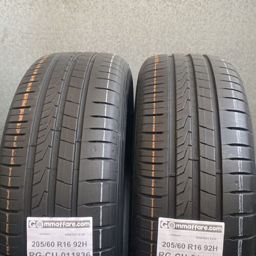 Superia - Superia ECOBLUE  HP Estivi 205/60 R16 92H