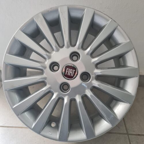 Fiat - Cerchi in lega Fiat GRANDE PUNTO 15Silver